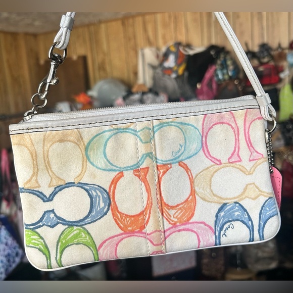 Coach Hampton Y2K Scribble Signature C Multicolor Wristlet - Picture 3 of 5